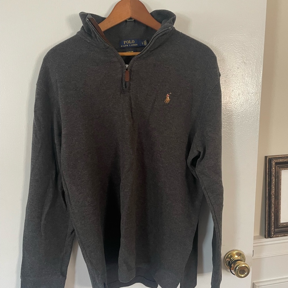 Men’s Large dark gray polo pullover good condition